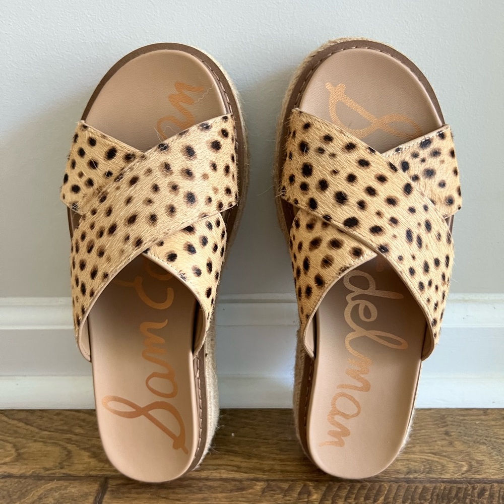 Sam Edelman sz. 8, platform sandal. woven bottom and leather animal print straps